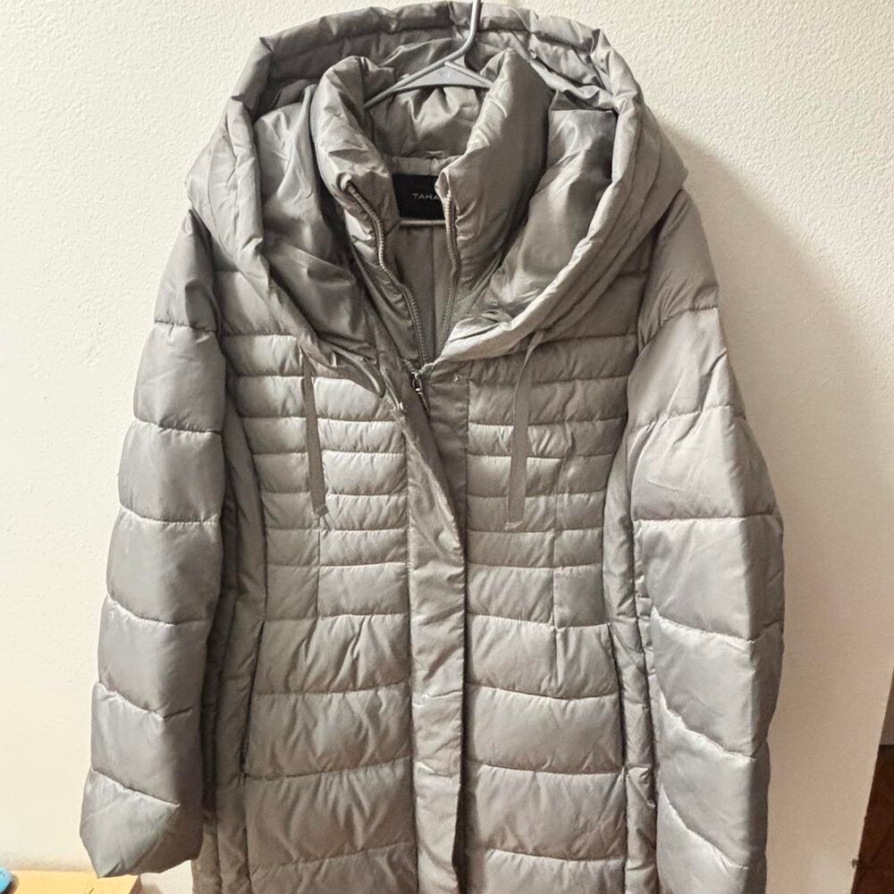 Tahari Casey Fitted Puffer Coat for Women-Quilted Winter Coat with Bib Size XL - Picture 5 of 8